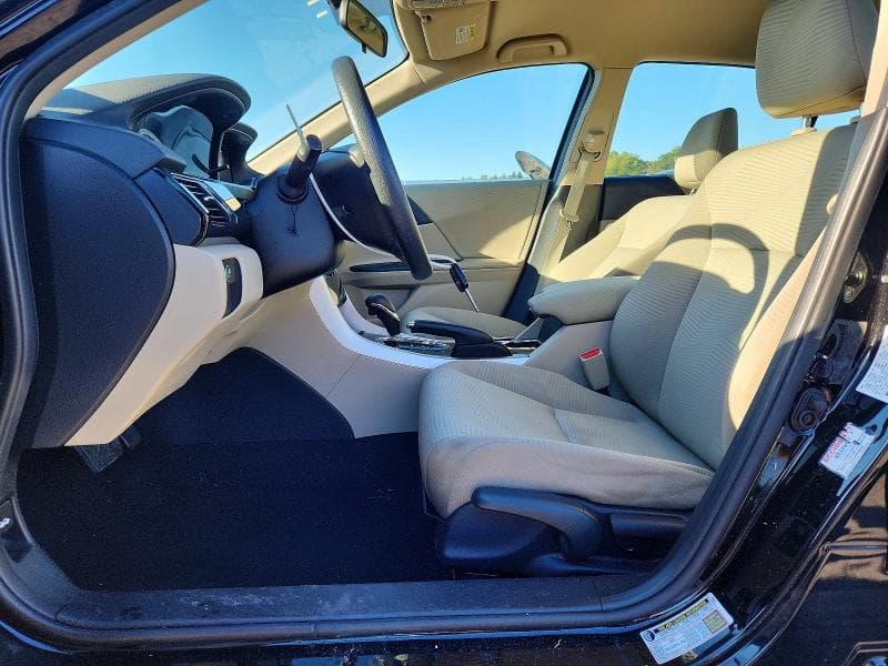 2017 HONDA ACCORD LX 7