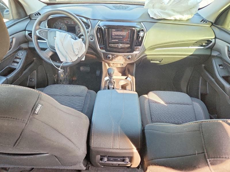2021 CHEVROLET TRAVERSE LS 8