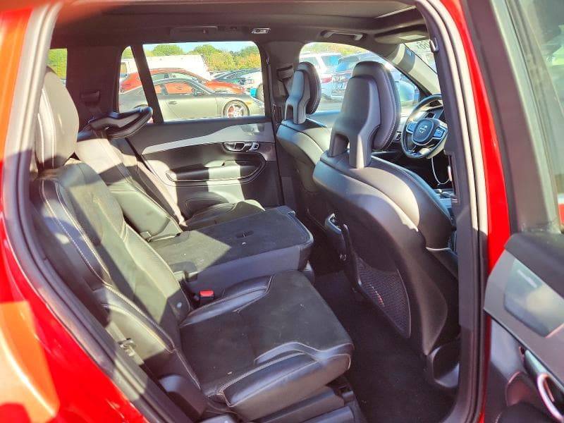 2017 VOLVO XC90 T6 11