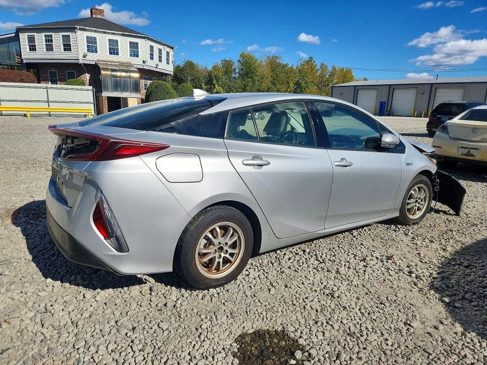 2017 TOYOTA PRIUS PRIME PREMIUM 3