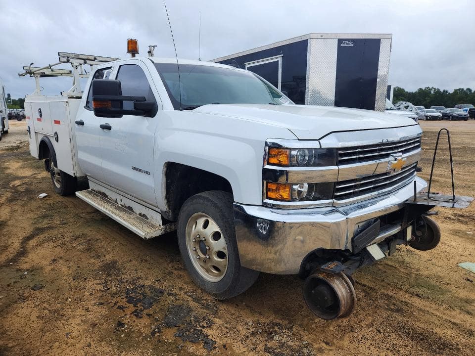 2017 CHEVROLET SILVERADO K3500 4