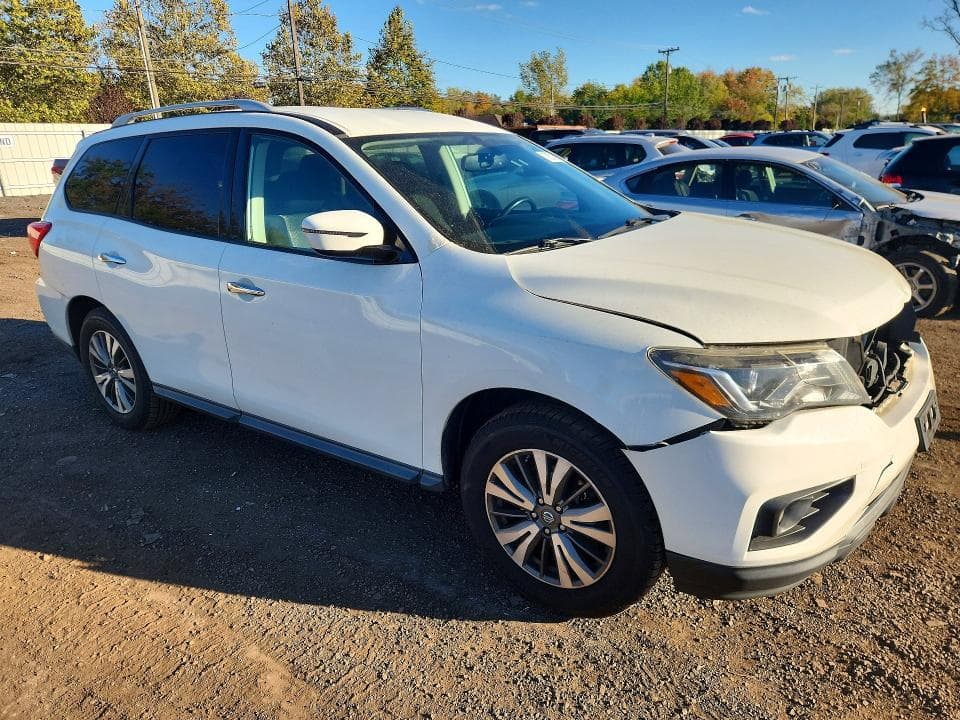 2017 NISSAN PATHFINDER SV 4