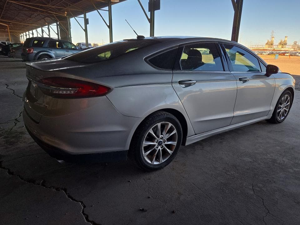 2017 FORD FUSION SE 3