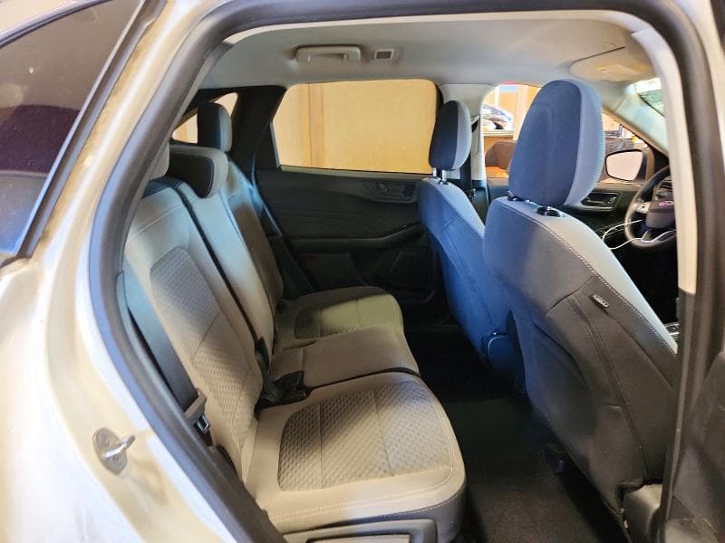 2022 FORD ESCAPE SE 11