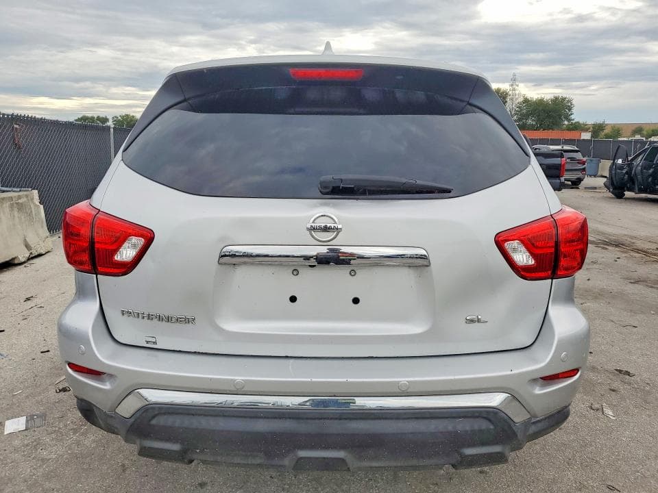 2020 NISSAN PATHFINDER SL 6