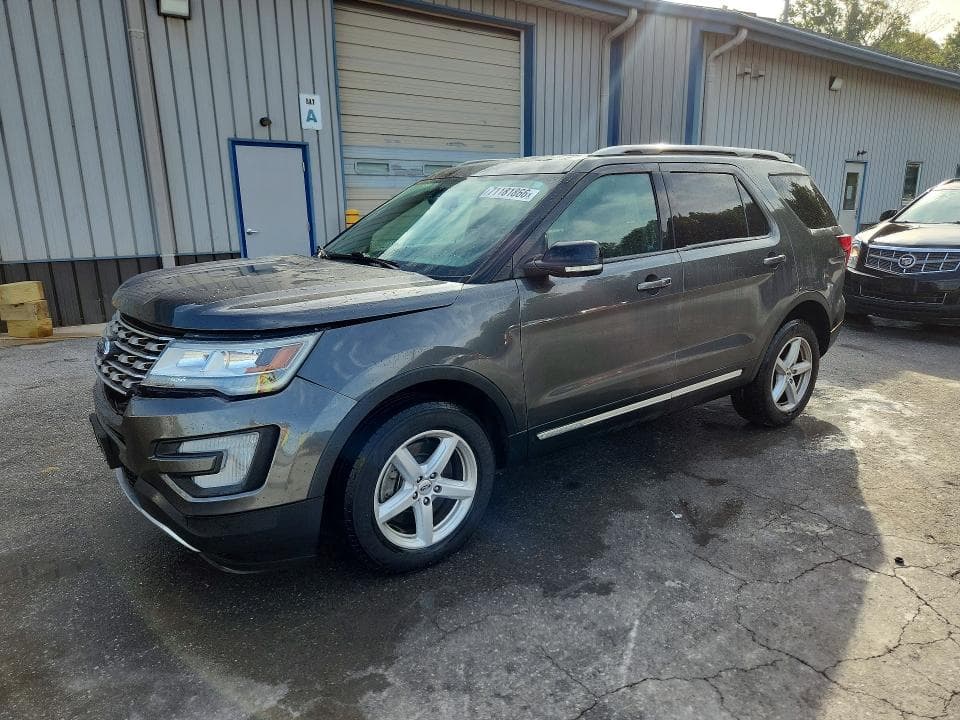 2017 FORD EXPLORER XLT - 1