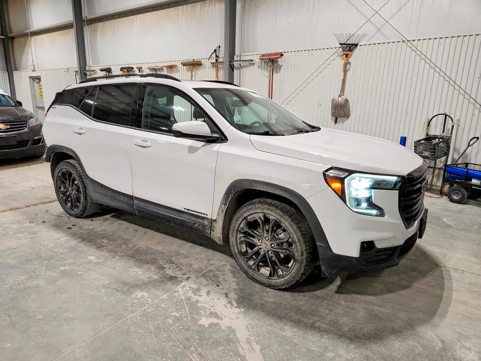 2022 GMC TERRAIN SLT 4