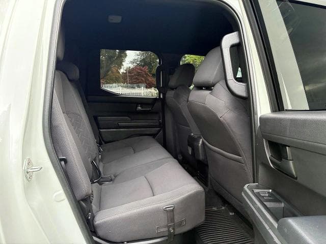2024 TOYOTA TACOMA SR 6