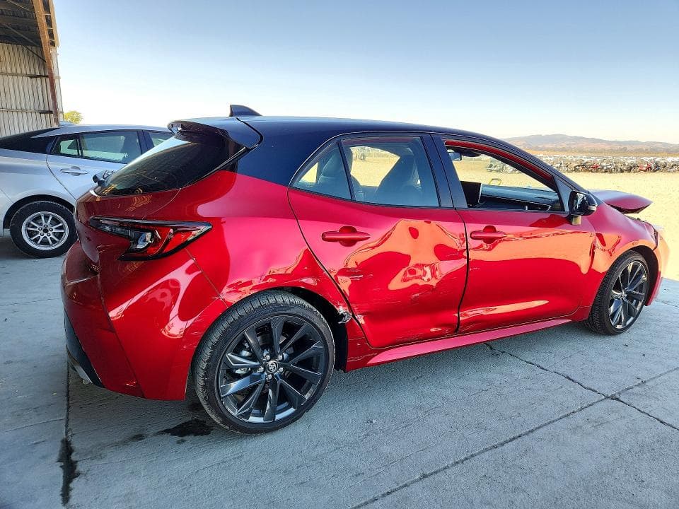 2025 TOYOTA COROLLA XSE 3