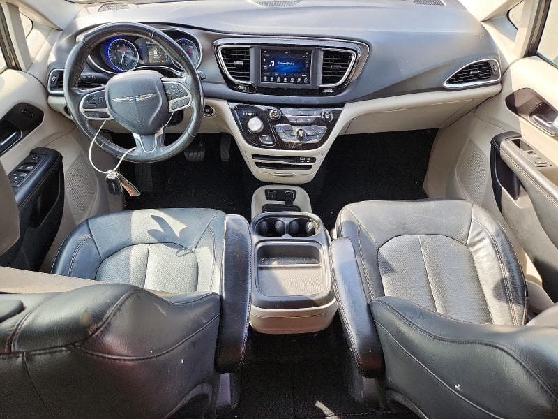 2020 CHRYSLER PACIFICA TOURING L 8
