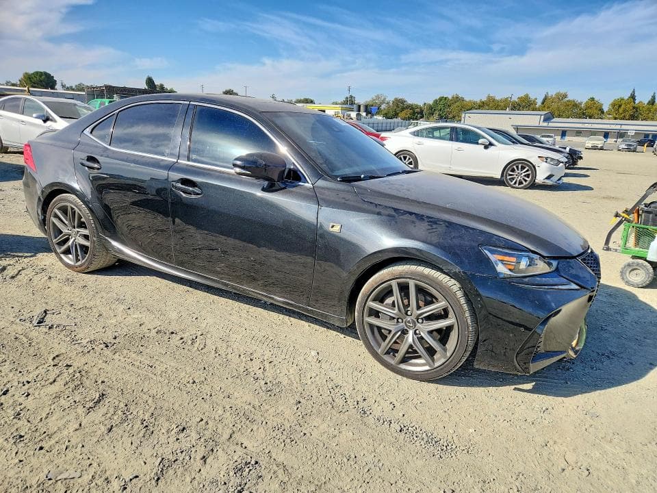 2018 LEXUS IS 300 4