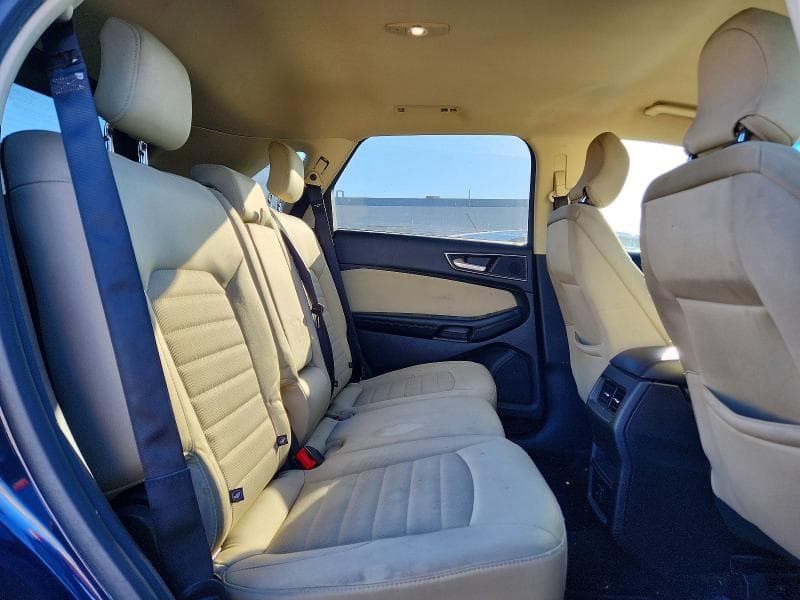2017 FORD EDGE SE 10