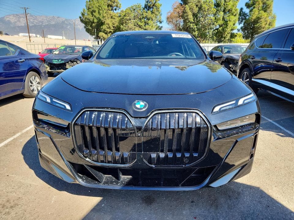 2025 BMW 740 I 5
