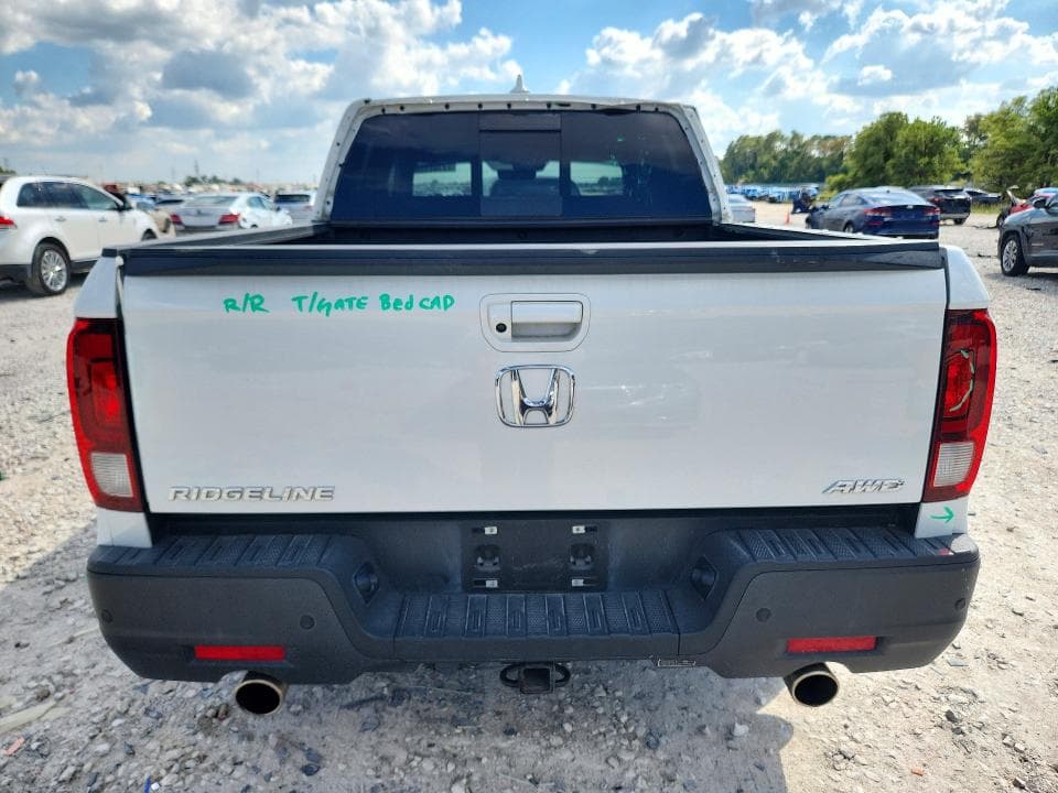 2021 HONDA RIDGELINE BLACK EDITION 6