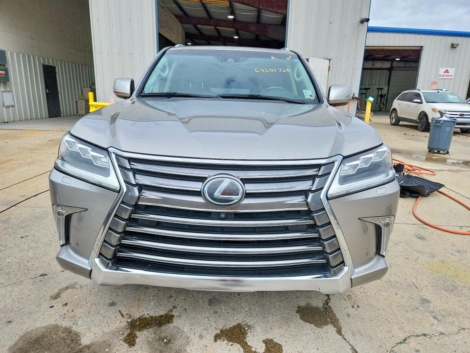 2017 LEXUS LX 570 5