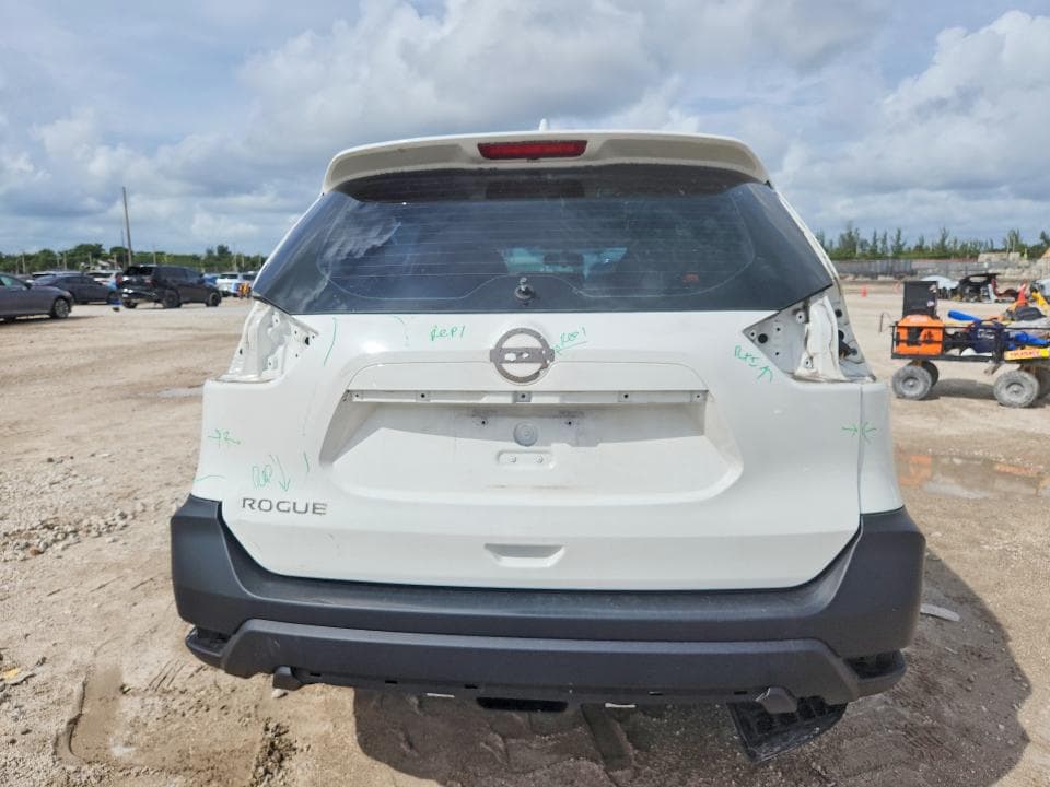 2017 NISSAN ROGUE S 6