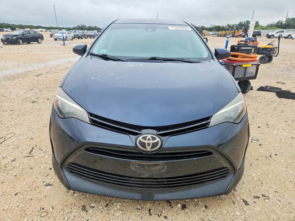 2017 TOYOTA COROLLA LE 5