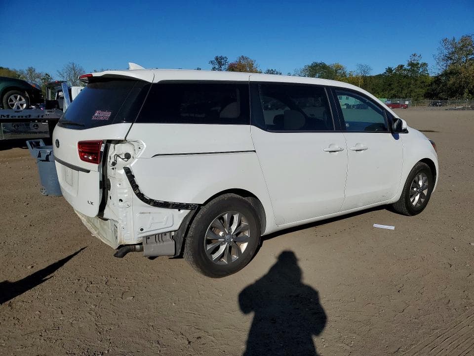 2019 KIA SEDONA LX 3