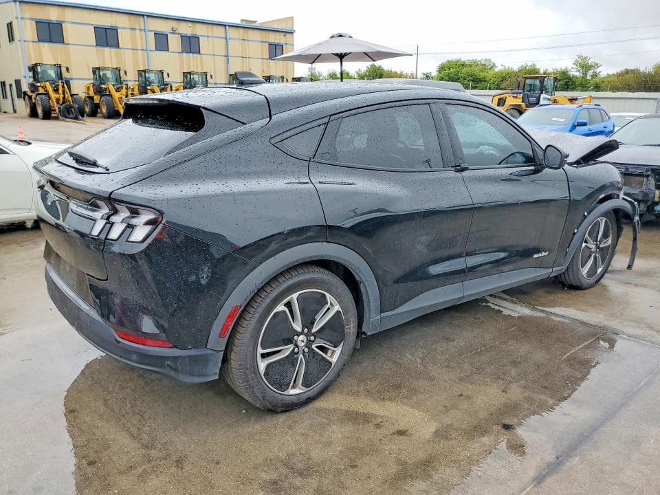 2021 FORD MUSTANG MACH-E SELECT 3