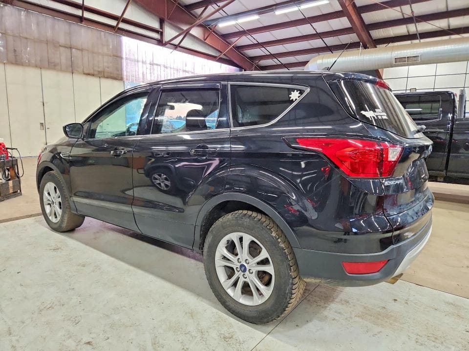 2019 FORD ESCAPE SE 2