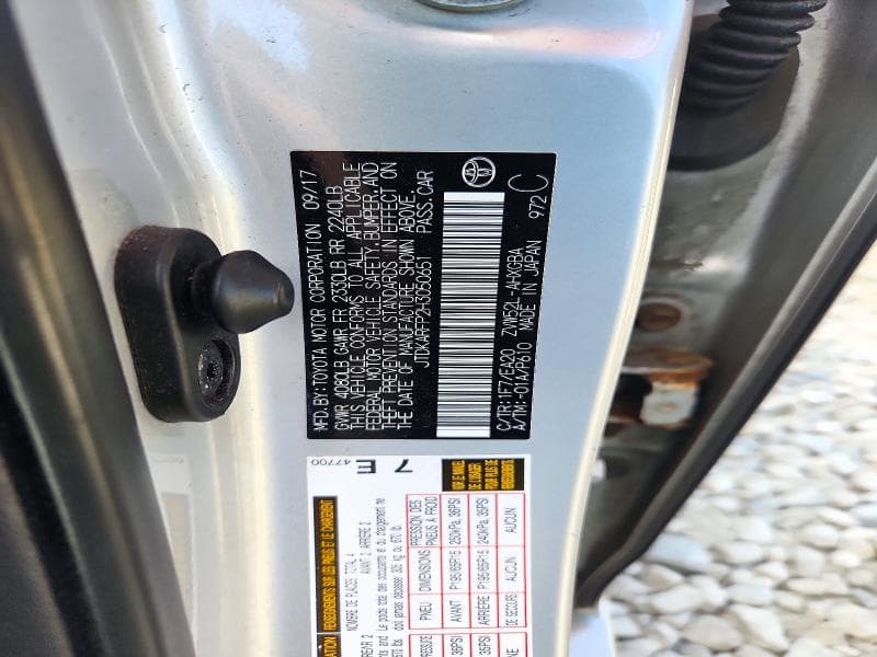2017 TOYOTA PRIUS PRIME PREMIUM 12