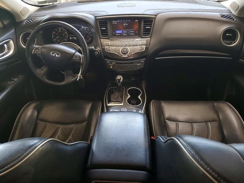 2017 INFINITI QX60 BASE 8