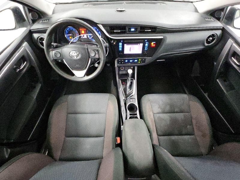 2018 TOYOTA COROLLA LE 8