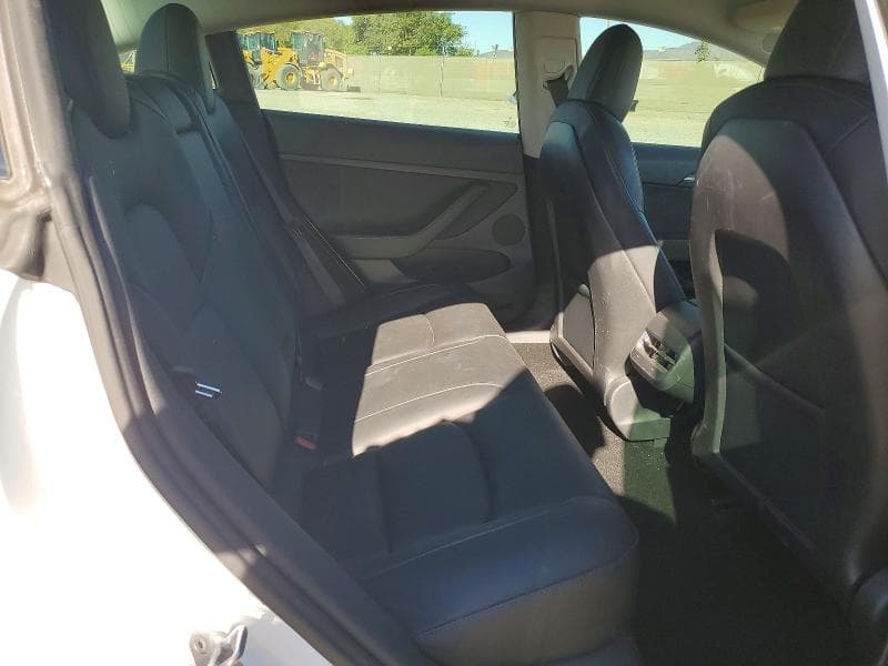 2022 TESLA MODEL 3 10