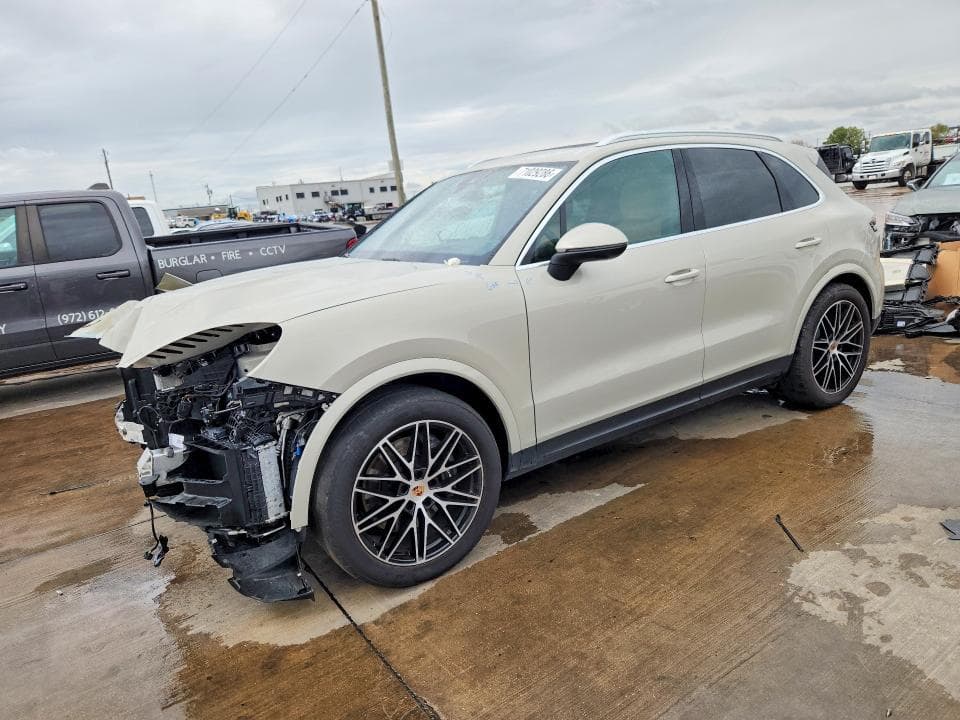 2025 PORSCHE CAYENNE - 1