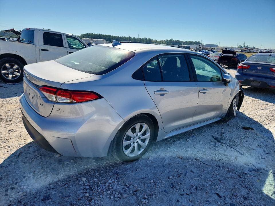 2026 TOYOTA COROLLA LE 3