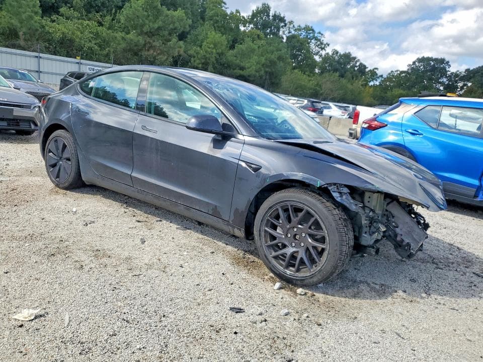 2024 TESLA MODEL 3 4