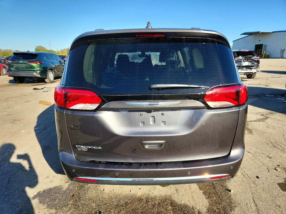 2020 CHRYSLER PACIFICA TOURING L PLUS 6