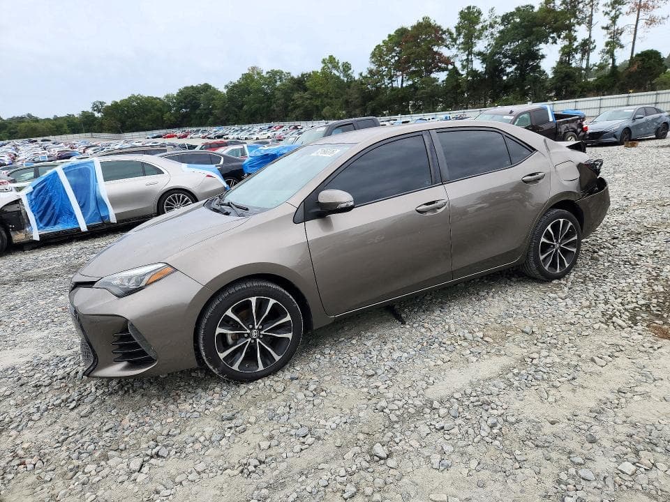 2019 TOYOTA COROLLA SE - 1