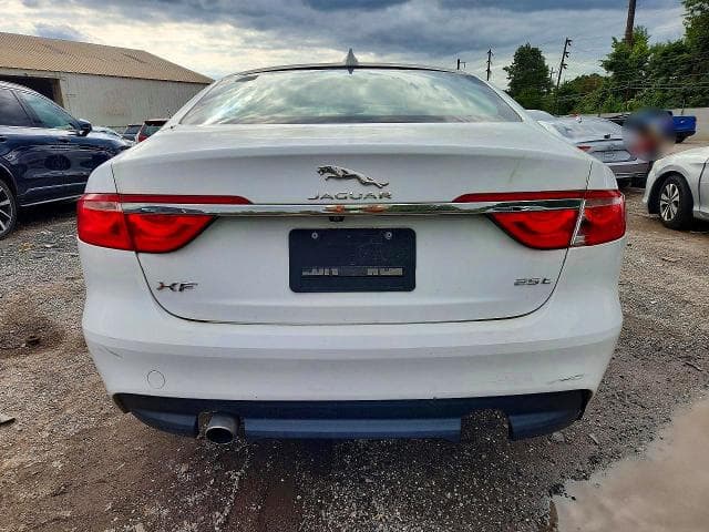2019 JAGUAR XF PREMIUM 6