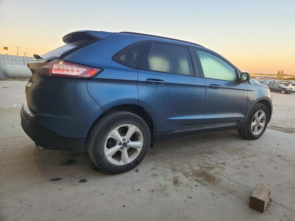 2018 FORD EDGE SE 3