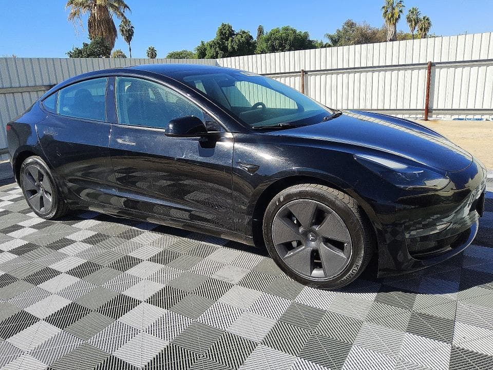 2023 TESLA MODEL 3 4