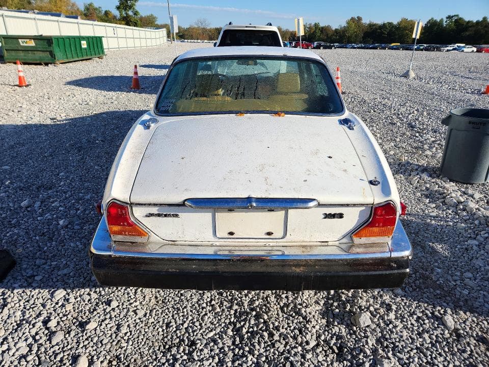 1983 JAGUAR XJ6 6