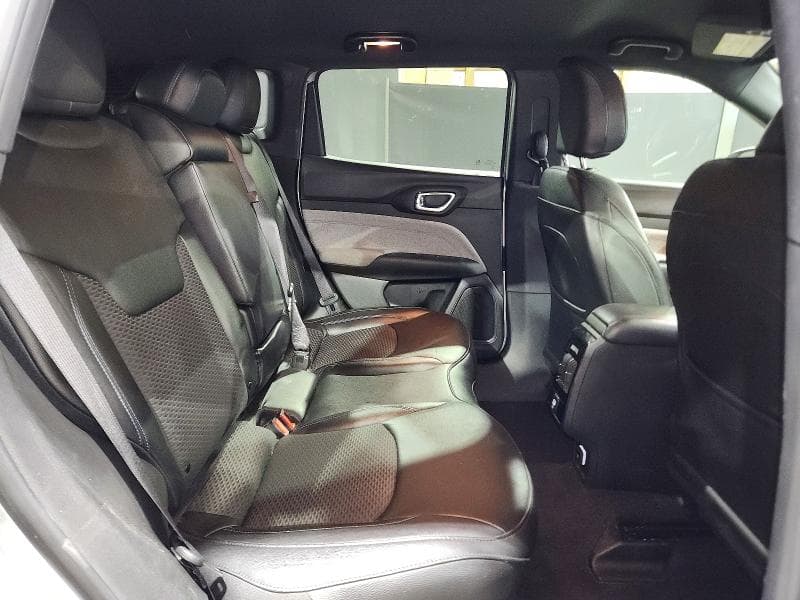 2024 JEEP COMPASS LATITUDE 11