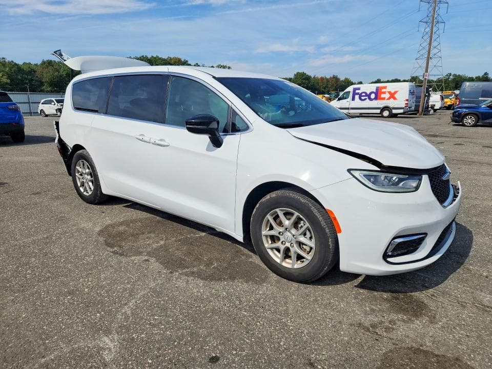 2026 CHRYSLER PACIFICA SELECT 4