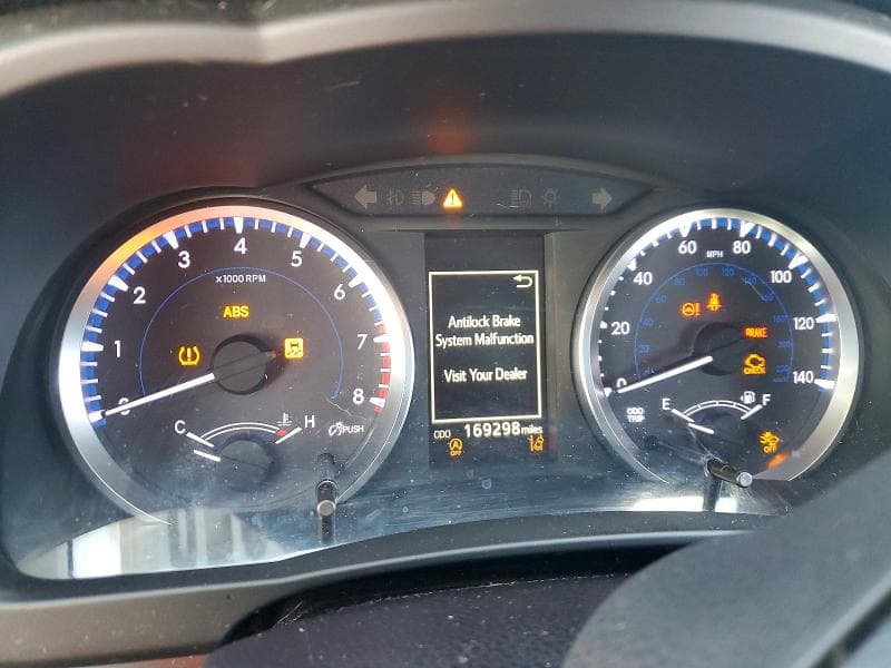2018 TOYOTA HIGHLANDER LE PLUS 9