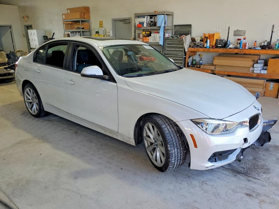 2018 BMW 320 XI 4