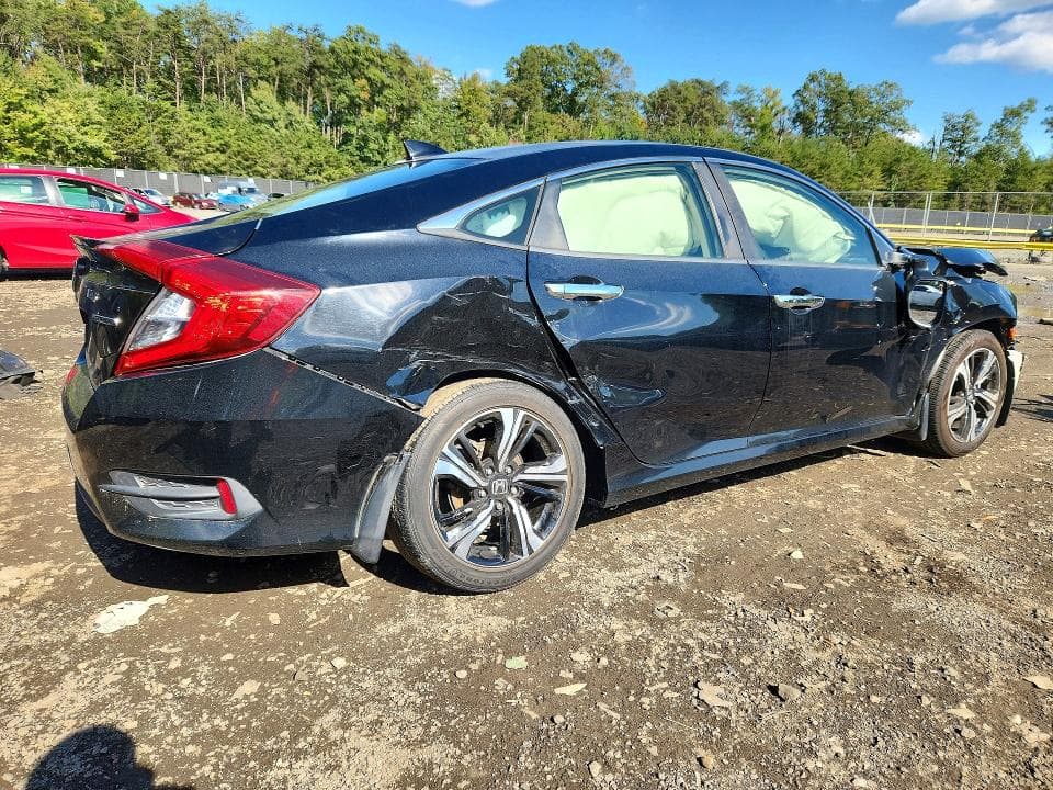 2018 HONDA CIVIC TOURING 3