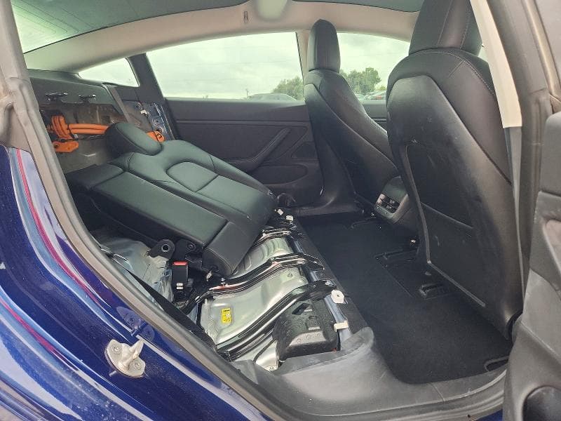 2018 TESLA MODEL 3 10