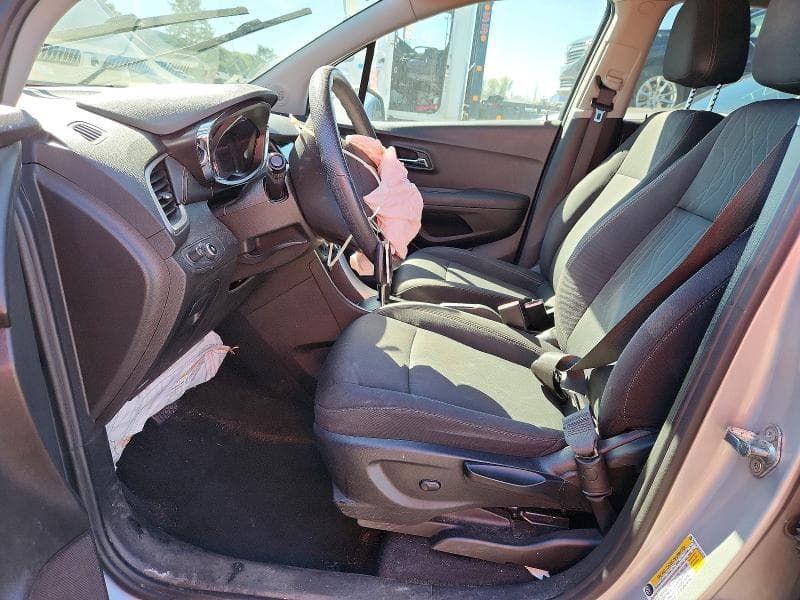 2019 CHEVROLET TRAX 1LT 7