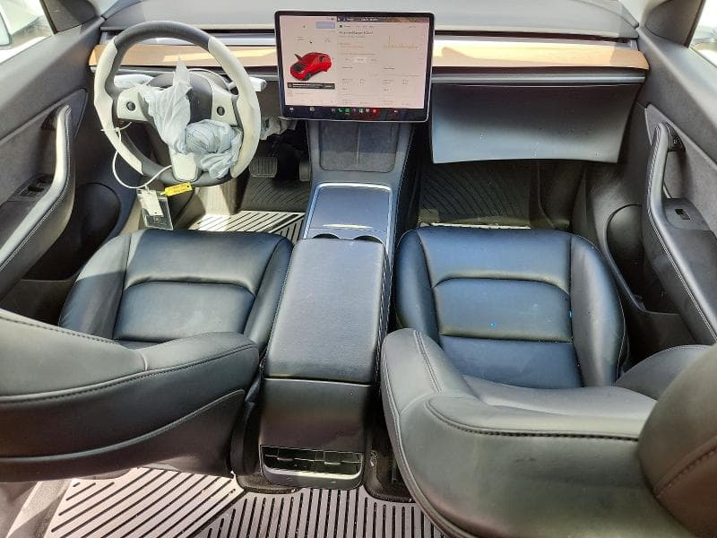 2021 TESLA MODEL Y 8