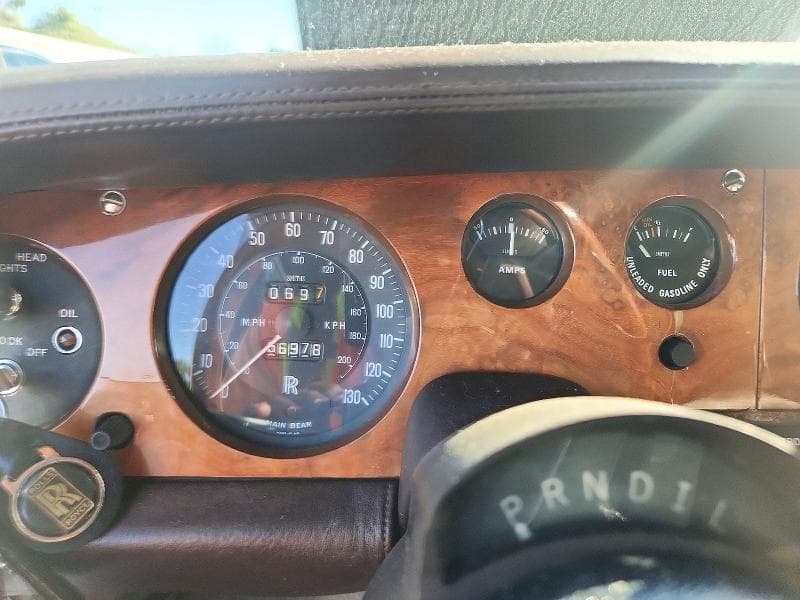 1976 ROLLS-ROYCE SILVRSHADW 9