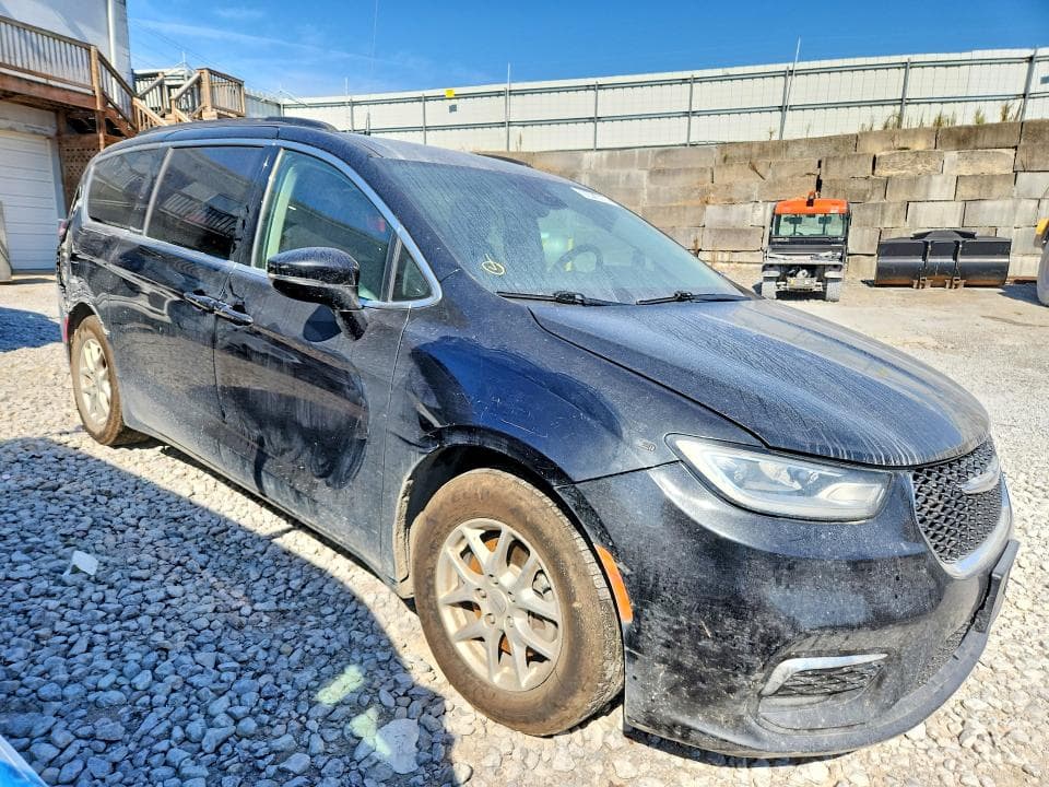 2022 CHRYSLER PACIFICA TOURING L 4