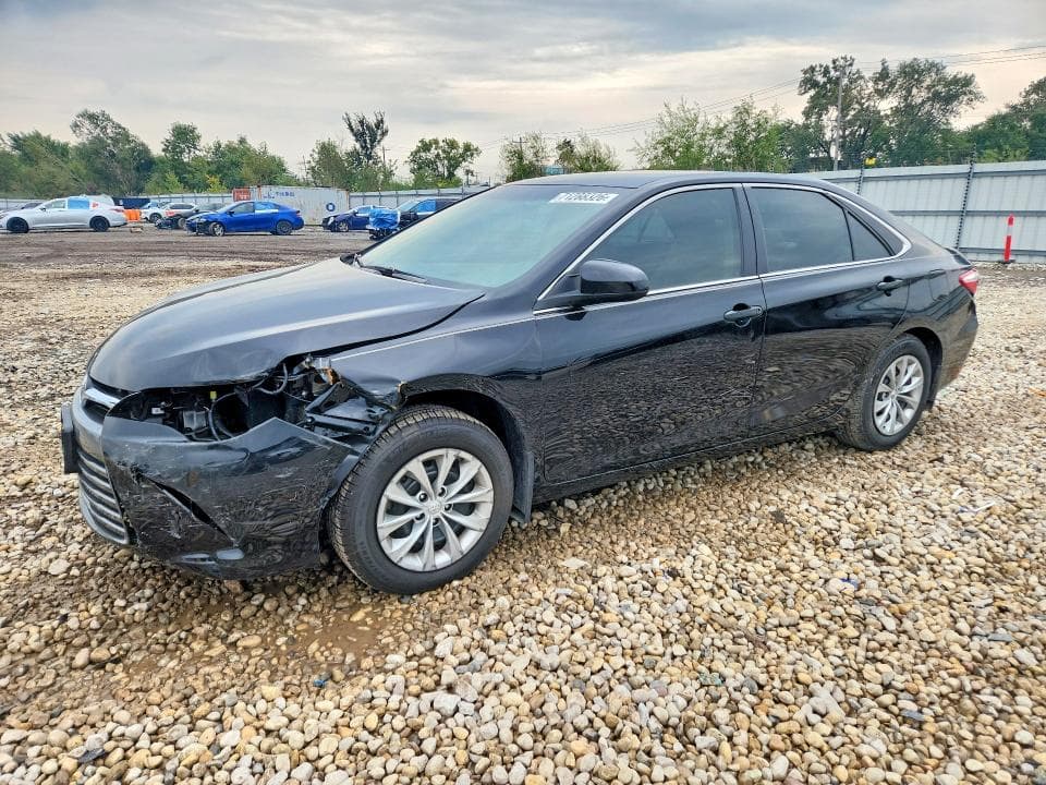 2017 TOYOTA CAMRY LE