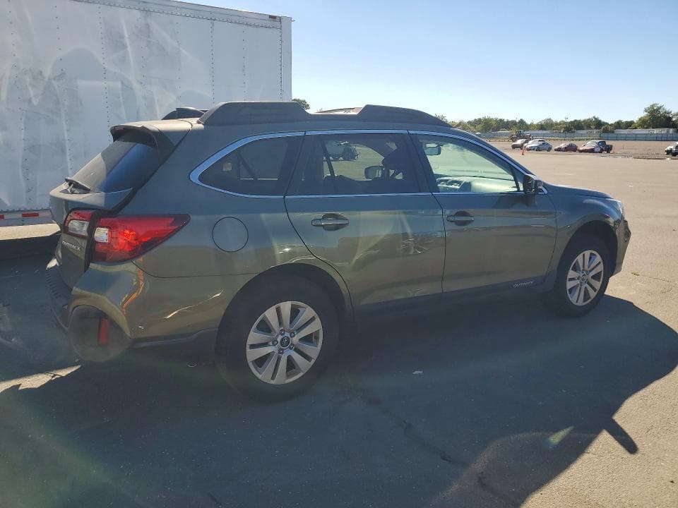 2019 SUBARU OUTBACK 3