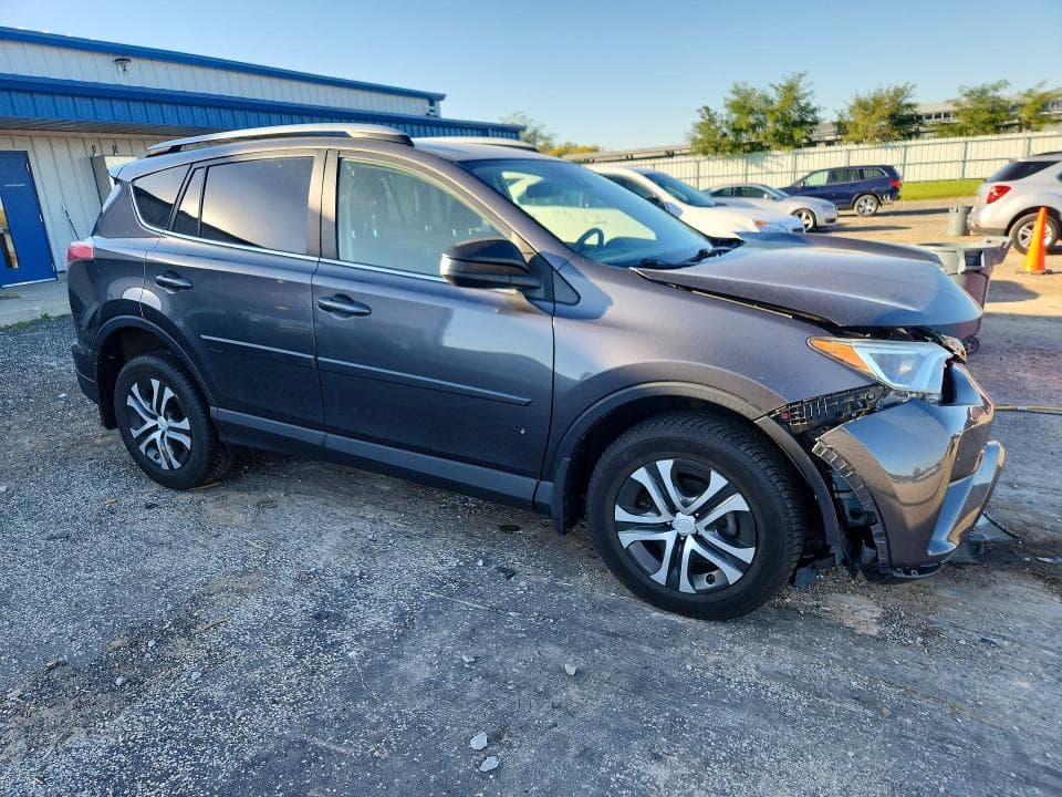 2018 TOYOTA RAV4 LE 4